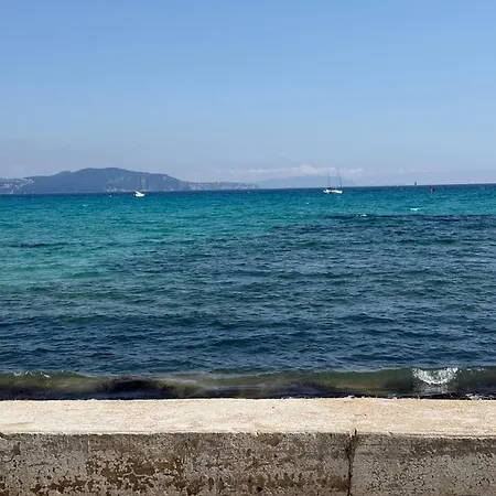 Joli Climatise Bord De Emplacement Ideal *